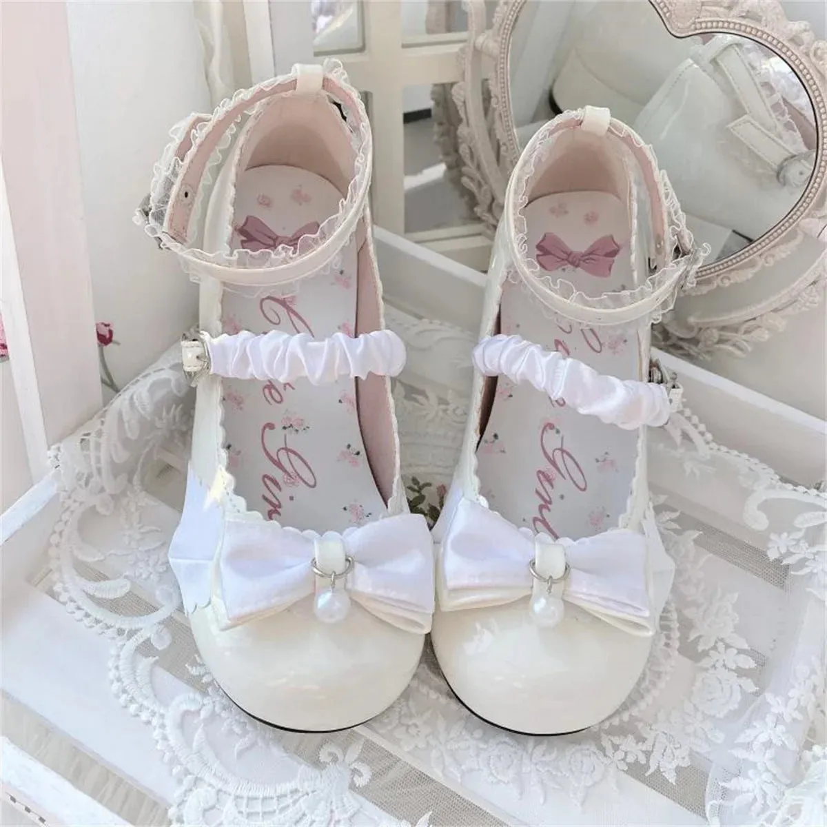 binfenxie  -  Japanese Style Lolita Cosplay Shoes Sweet Victorian Girl Elegant Tea Party Princess Round Head Bow Pearl Lace Middle Heel Shoes