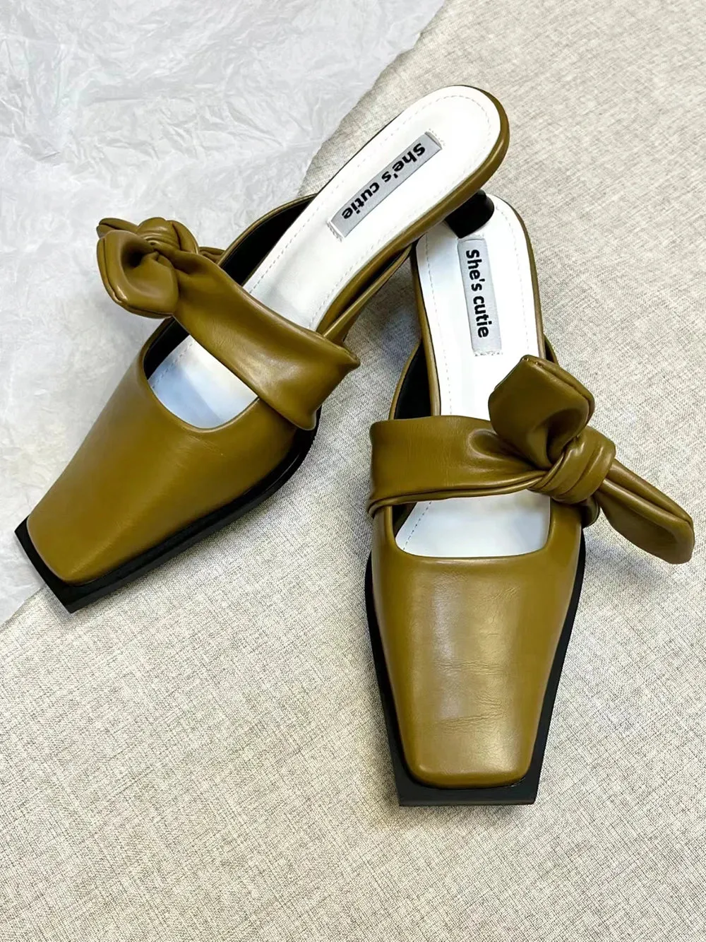 binfenxie  -  Square Toe Women Slippes Summer Outside Mules Shoes Thin Low Heels Black Green White Outside Party Dress Shoes Bow Design Mules