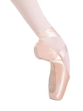 Cambré - 1129W Pointe Shoe with #4 Shank and Tapered Toe Box