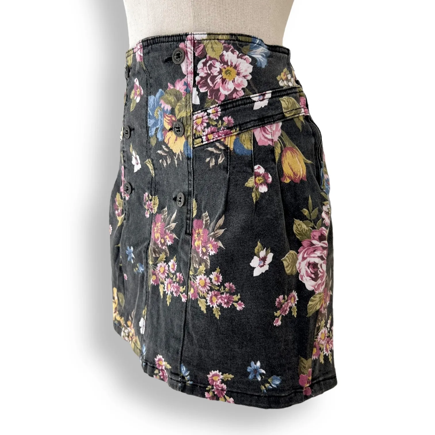 Cute Preloved Floral Denim Skirt