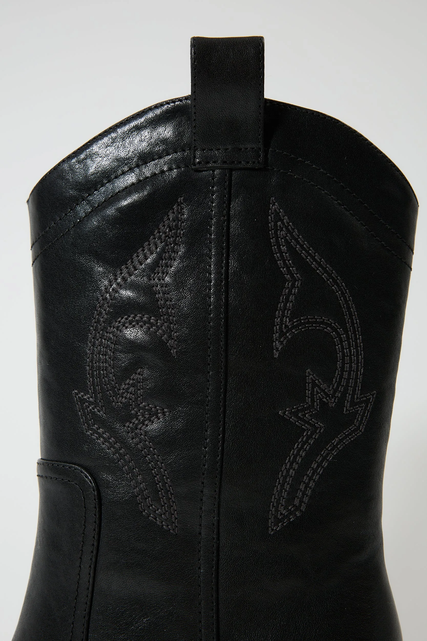 Eris Black