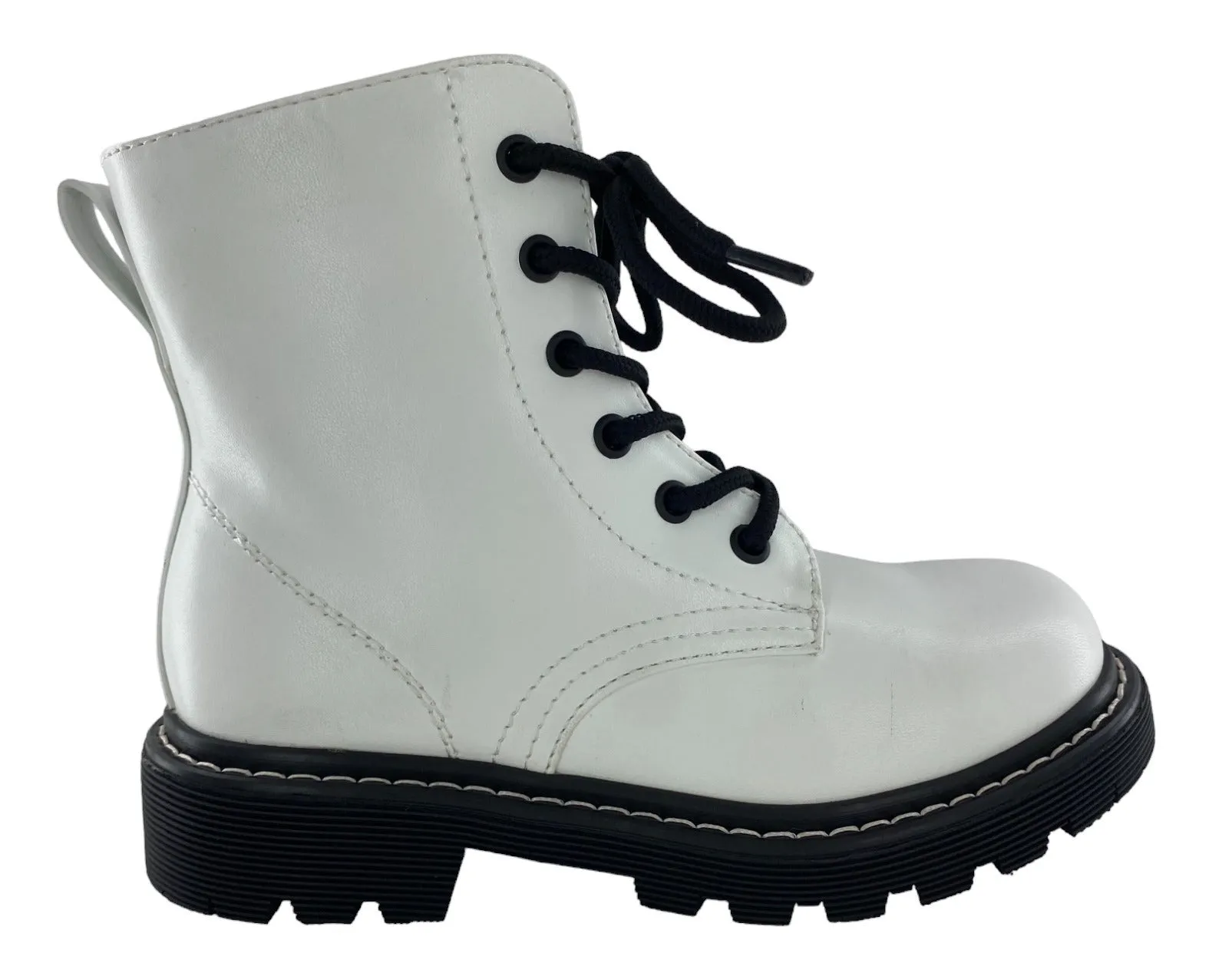 Gotta Flurt Girl's Lori G White Short Shaft Combat Boot