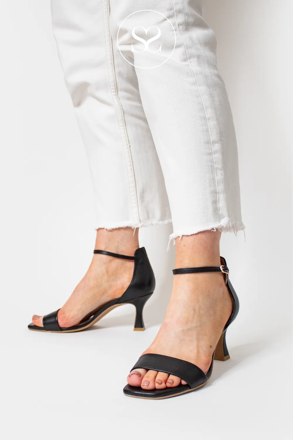 LODI LISCO BLACK HEELED SANDAL