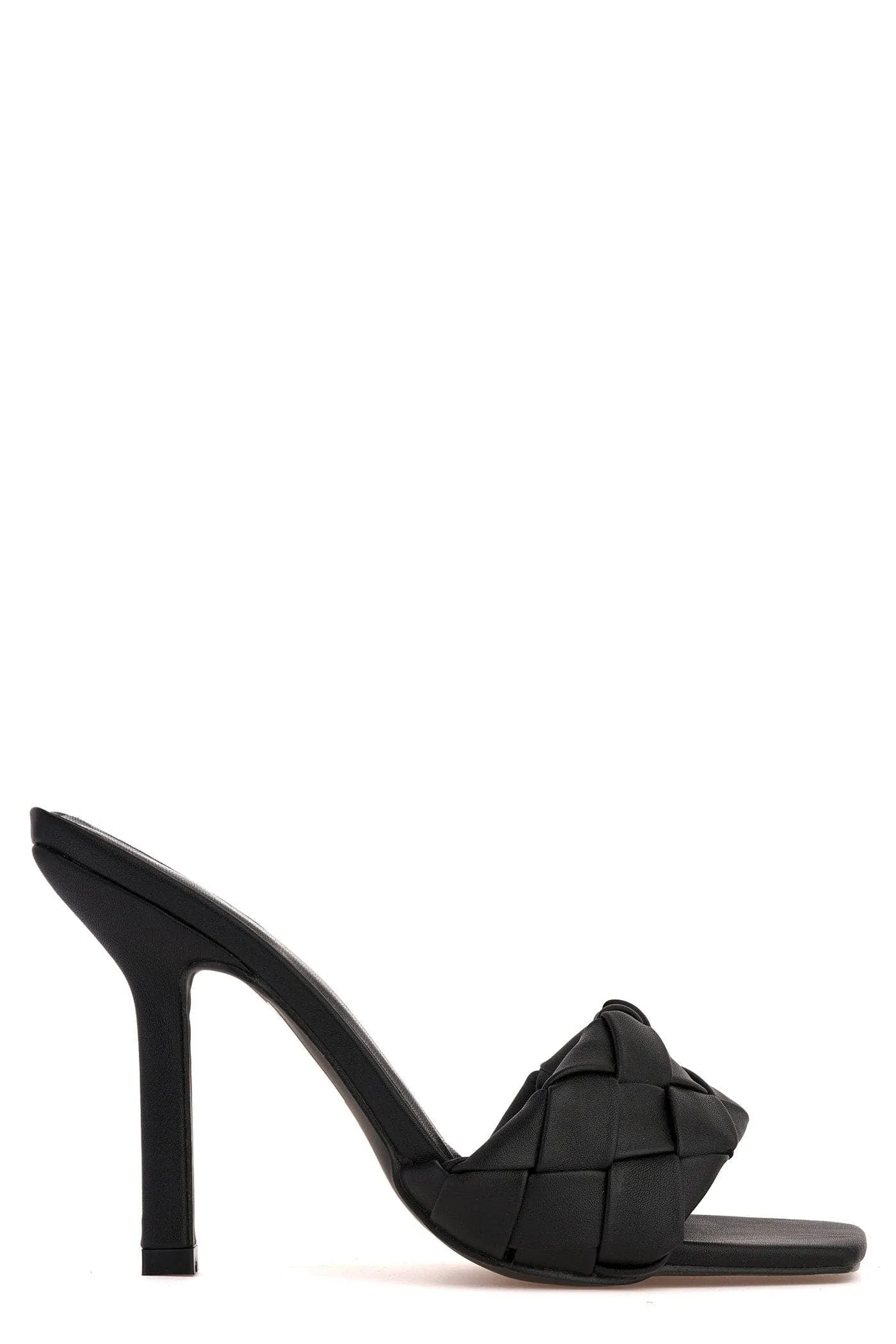 Lopez Plait Detail Band Mid Heel Mule in Black