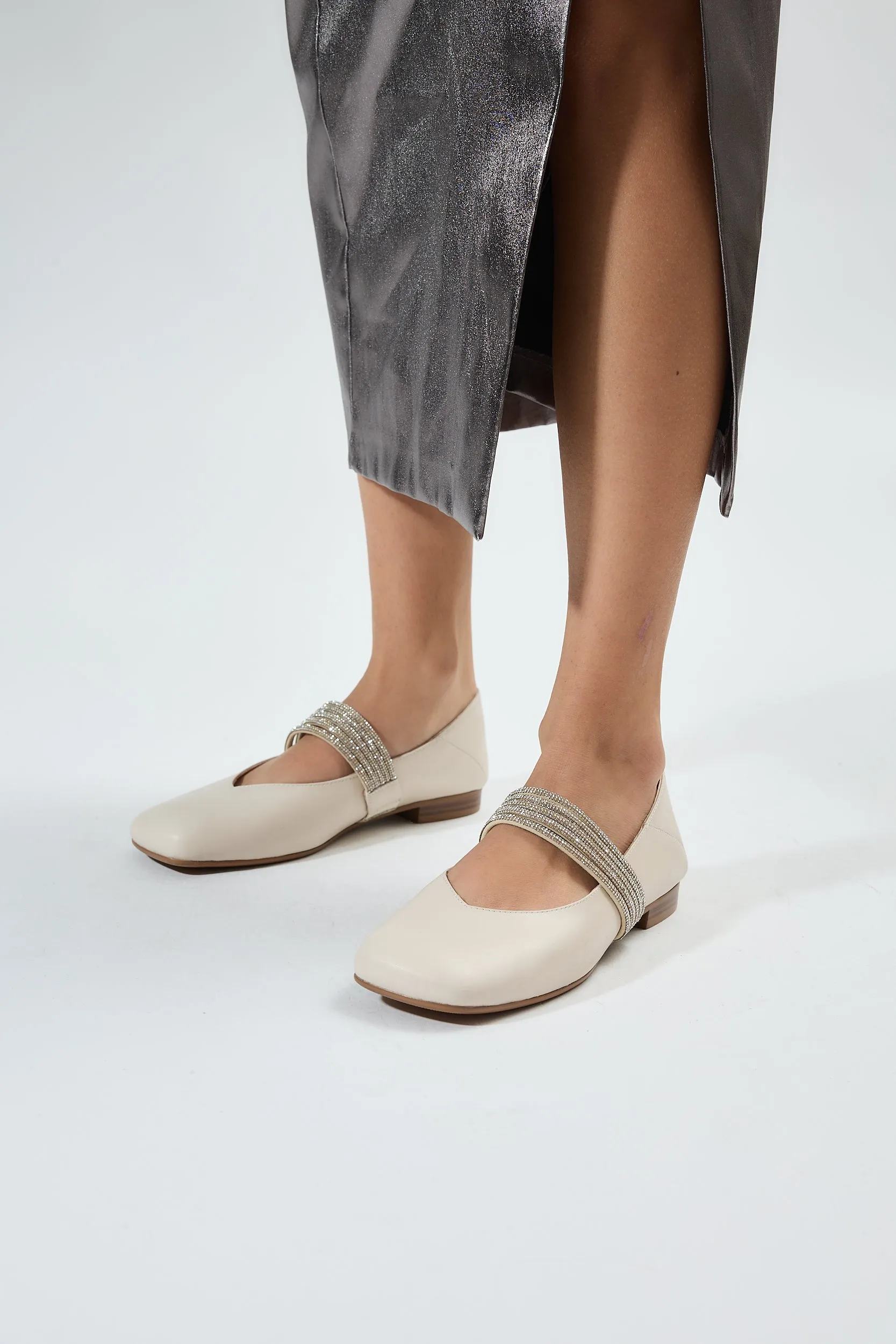 Nessa Beige
