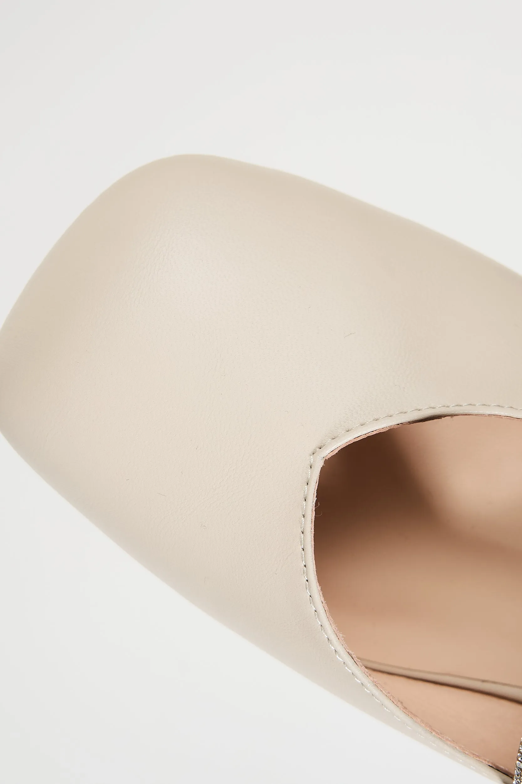 Nessa Beige