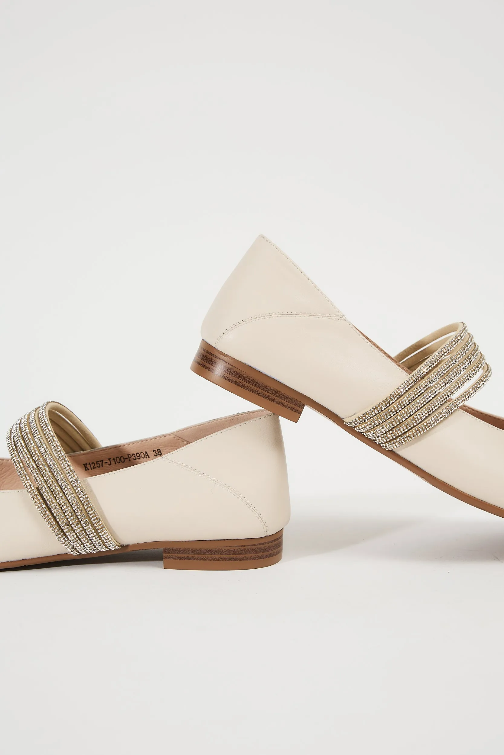 Nessa Beige