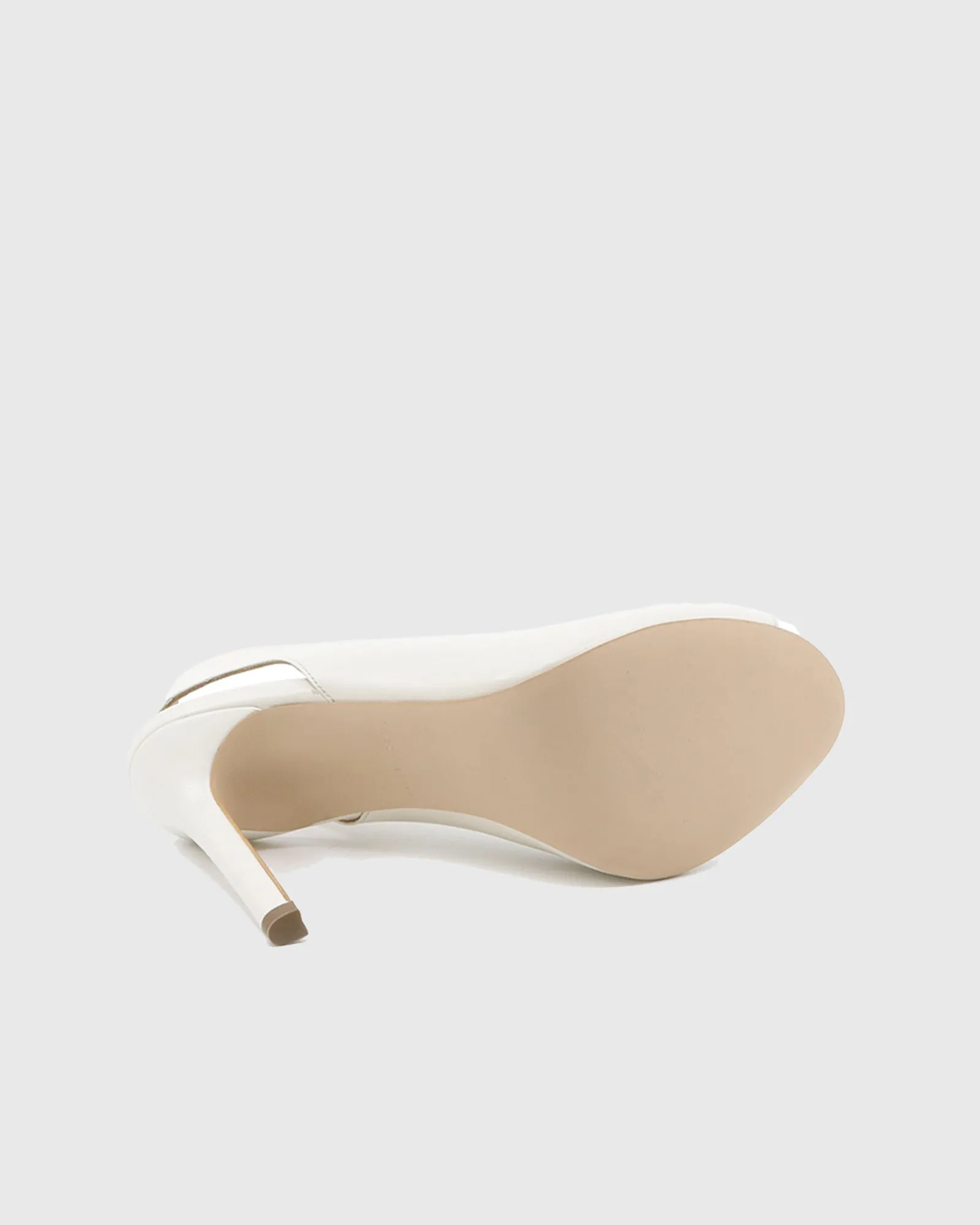 Seiko Fish Mouth Slingback Pumps In White