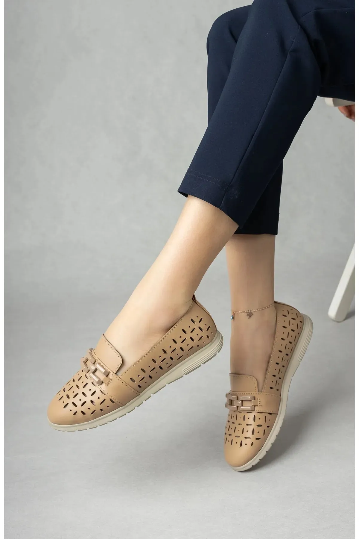 Women's Leather Lightweight Comfortable Beige Ballerina